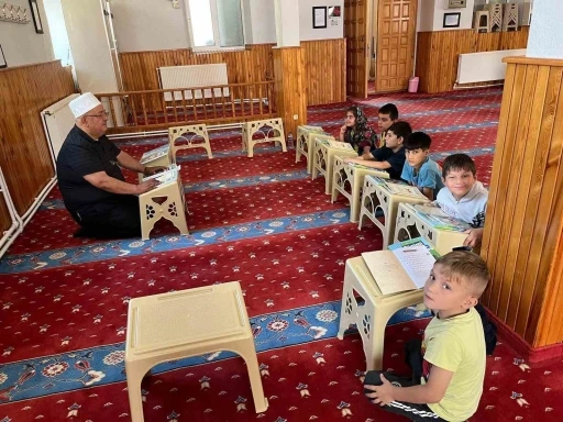 Emet&rsquo;te Yaz Kur&rsquo;an Kurslarına yoğun ilgi
