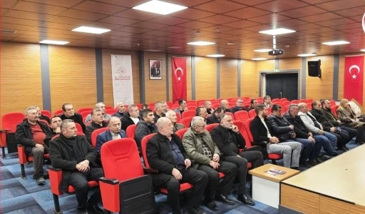 Emet ve Hisarcık&rsquo;ta muhtarlara "Aile Yılı" konulu eğitim verildi
