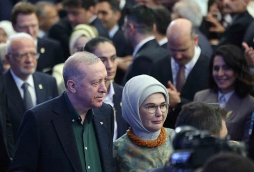 Emine Erdoğan’dan AK Parti 32. İstişare ve Değerlendirme Toplantısı’na ilişkin paylaşım
