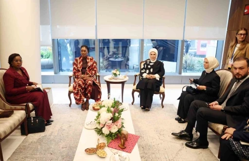 Emine Erdoğan, Gabon Cumhurbaşkanının eşi ile Türkevi’nde bir araya geldi
