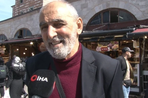 Eminönü’nde bayram öncesi alışveriş yoğunluğu
