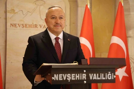 Emniyet Genel M&uuml;d&uuml;rl&uuml;ğ&uuml;&rsquo;ne atanan Vali Fidan i&ccedil;in uğurlama t&ouml;reni d&uuml;zenlendi
