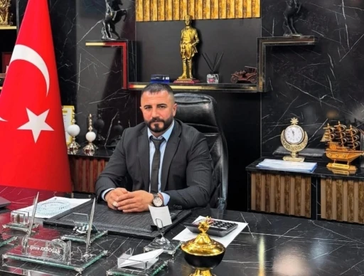 Emre Akdoğan&rsquo;dan hayatını kaybeden gen&ccedil; usta i&ccedil;in taziye mesajı

