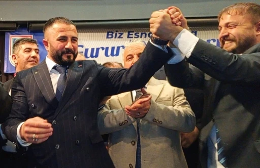 Emre Akdoğan, Erzurum Oto Tamir ve İmalat&ccedil;ıları Odası&rsquo;nın yeni başkanı oldu
