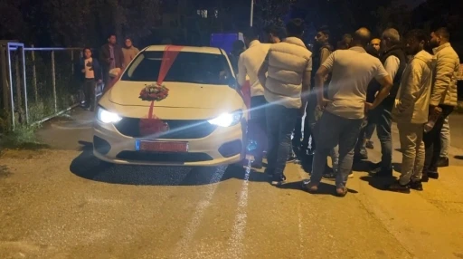 En mutlu günleri kabusa döndü, düğün sırasında evleri yandı
