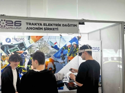 Enerji sekt&ouml;r&uuml;n&uuml;n geleceği &ouml;ğrencilerle buluştu
