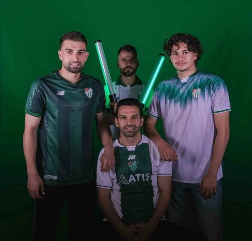 Enes Çelik: &quot;Önce formalar, sonra transferler&quot;
