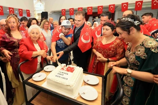 Engelli bireyler için ‘Asker Kına Gecesi’
