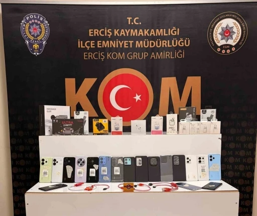 Erciş&rsquo;te ka&ccedil;ak&ccedil;ılık operasyonu
