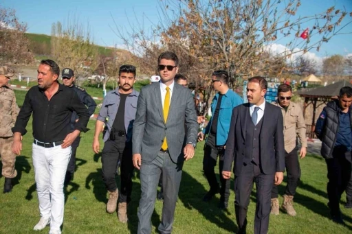 Erciş’te &quot;Uluslararası İnci Kefali Göçü Kültür ve Sanat Festivali&quot; için hazırlıklar sürüyor
