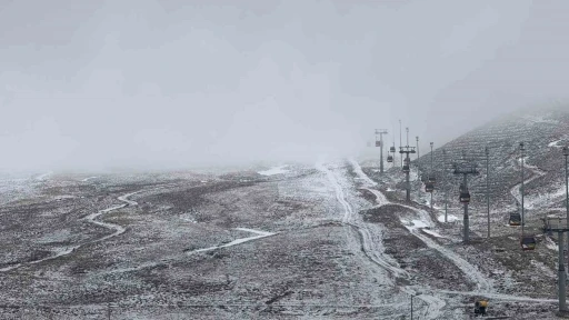 Erciyes’te kar yağışı etkili oldu
