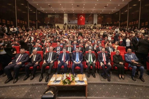 Erciyes Zirvesi-1 Kayseri&rsquo;de yoğun katılımla ger&ccedil;ekleştirildi
