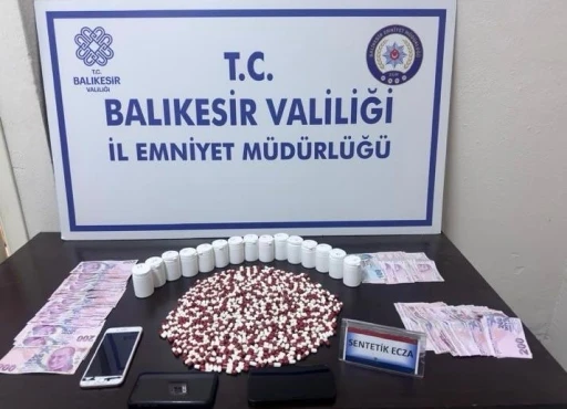 Erdek&rsquo;te uyuşturucu operasyonu: 3 tutuklama
