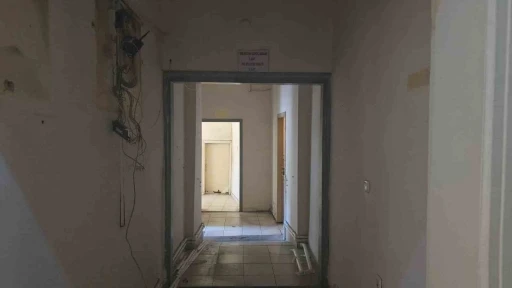 Ereğli’de 90 yıllık sağlık ocağı yıkılıyor
