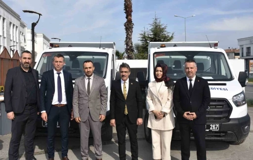 Erenler sokaklarında 2 yeni çöp taksi
