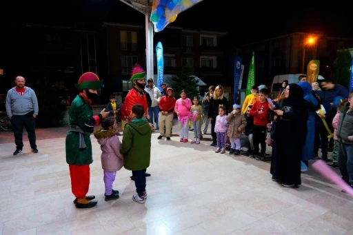 Erenler ve Geyve’de Çocuklarla Ramazan Neşesi yaşandı
