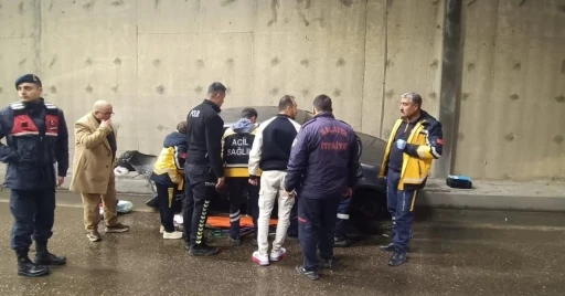 Erkenek T&uuml;neli&rsquo;nde kaza: 3 yaralı
