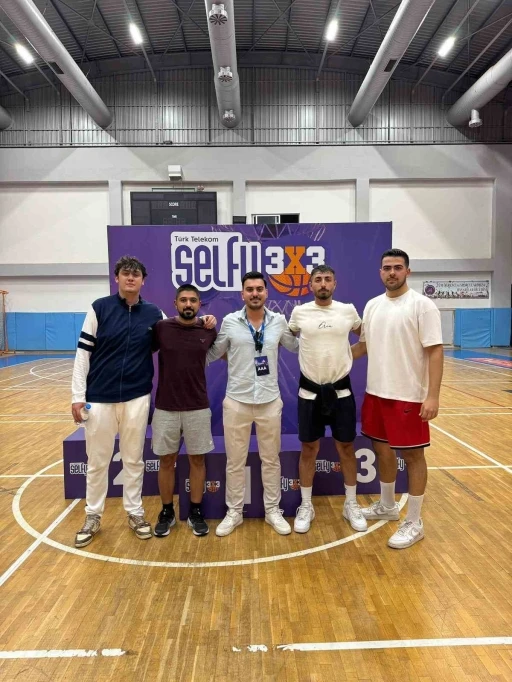 ERÜ, 3x3 turnuvasında Türkiye ikincisi oldu