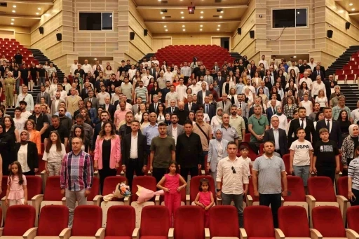 ER&Uuml;&rsquo;de &lsquo;2025 Başarı &Ouml;d&uuml;l T&ouml;reni&rsquo; d&uuml;zenlendi
