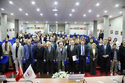 ERÜ’ de &quot;Suriye’deki gelişmeler ve Türkiye’ye Etkileri&quot; konulu panel düzenlendi
