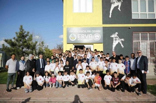 ERVA sporcularına Mobilyacılar Odası’ndan ödül
