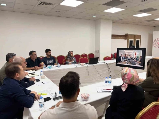 Erzincan&rsquo;da evde sağlık hizmetleri ve katkı payları değerlendirildi
