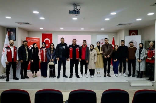 Erzincan&rsquo;da evlenecek gen&ccedil;lere destek

