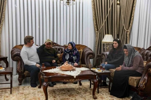 Erzincan&rsquo;da hayatını kardeşlerine adayan &Ccedil;ilem&rsquo;in sessiz kahramanlığı
