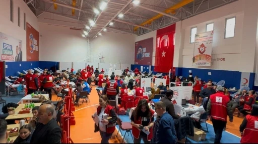 Erzincan’da kan bağışı rekoru kırıldı
