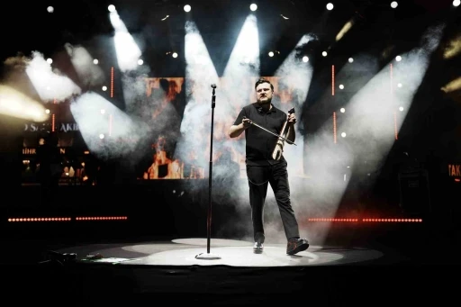 Erzincan’da kemençe eşliğinde Karadeniz ezgileri yankılandı

