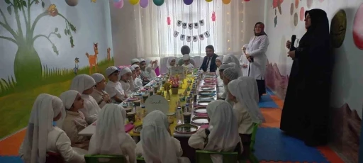 Erzincan&rsquo;da minikler "Tekne Orucu" heyecanı yaşadı
