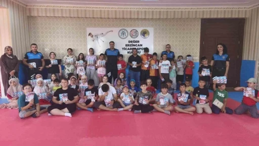 Erzincan&rsquo;da &ouml;ğrencilere g&uuml;venlik eğitimi verildi
