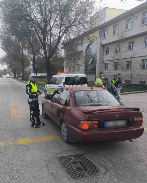 Erzincan&rsquo;da okul &ccedil;evrelerinde "G&uuml;venli Eğitim" uygulaması
