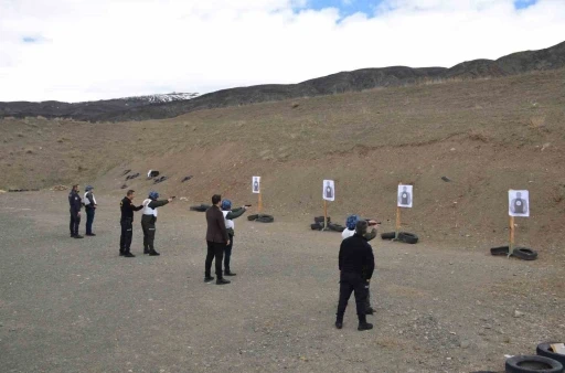 Erzincan&rsquo;da orman personeline silah kullanımı ve bakımı eğitimi
