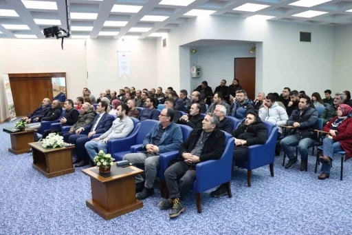Erzincan&rsquo;da "Bağımlılıkla M&uuml;cadele" eğitimi d&uuml;zenlendi
