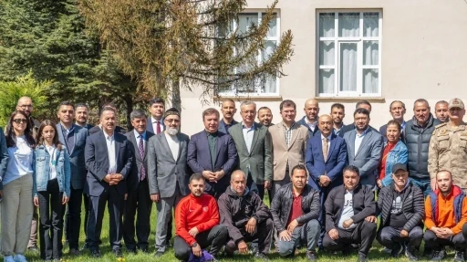 Erzincan’da &quot;Değer Erzincan Spor Kulüpleri&quot; toplantısı yapıldı
