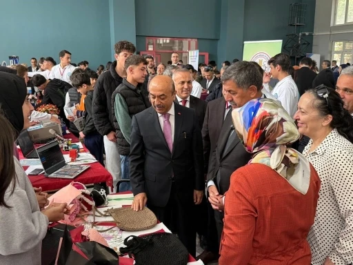 Erzincan&rsquo;da "Kariyer G&uuml;nleri" etkinliği d&uuml;zenlendi
