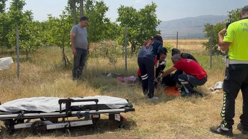 Erzincan’da şarampole uçan otomobilin sürücüsü yaralandı
