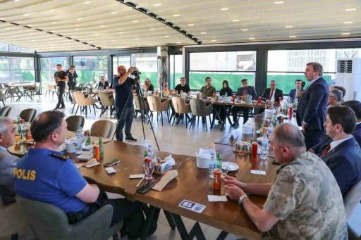 Erzincan’da şehit yakınları ile gazi ve ailelerinin onuruna yemek
