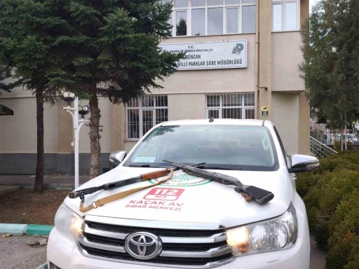 Erzincan&rsquo;da yaban ke&ccedil;isi vuran 3 şahıs yakalandı
