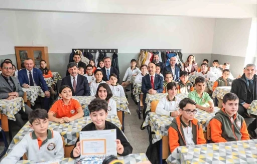 Erzincan&rsquo;da yarıyıl tatili sona erdi, &ouml;ğrenciler ders başı yaptı
