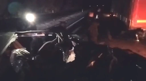 Erzincan-Erzurum karayolunda feci kaza
