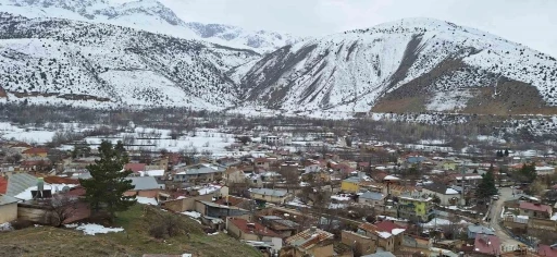 Erzincan’ın turistik vitrini Çağlayan, doğalgaz hizmetinden yararlanamıyor
