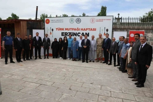 Erzincan’ın yöresel yemekleri tanıtıldı
