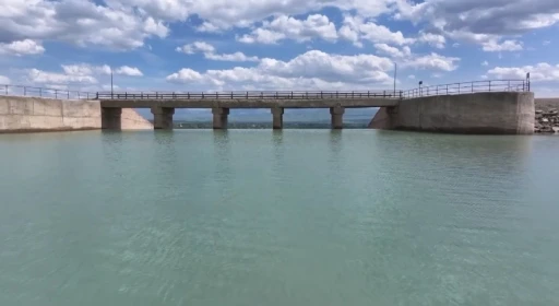 Erzincan ve Erzurum&rsquo;da su seviyeleri kritik eşiğe ulaştı
