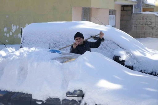 Erzurum beyaz &ouml;rt&uuml;s&uuml;ne b&uuml;r&uuml;nd&uuml;
