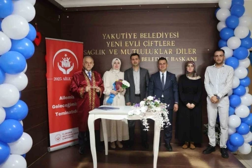 Erzurum’da aile yılına özel nikah töreni
