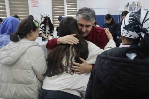 Erzurum&rsquo;da bayram sevinci: &Ccedil;ocuk evlerinde anlamlı buluşma
