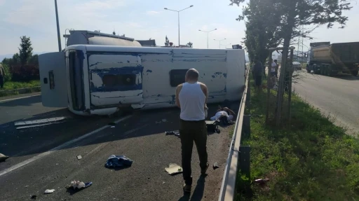 Erzurum’da devrilen servis aracındaki 6 kişi yaralandı
