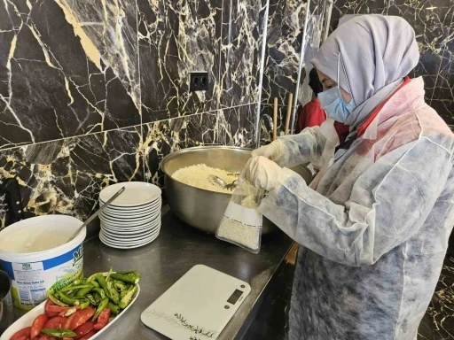 Erzurum’da gıda satışı yapan işyerleri denetlendi
